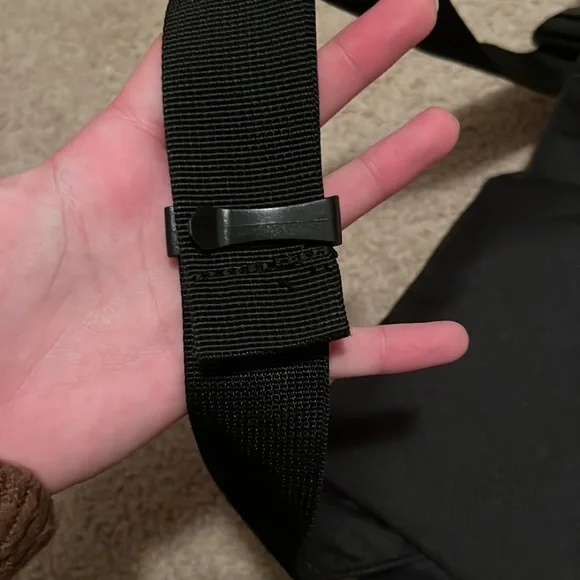 Herschel Fifteen Cotton Casuals Belt Bag/Fanny Pack In Black Great Condition - Picture 5 of 7